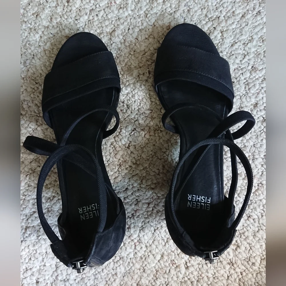 Eileen Fisher may sandal in black nubuck leather back zipper size 8